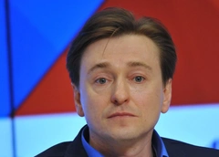 Сергей Безруков о спектакле Бузовой на сцене МХАТа: «Хорошо, что Станиславский до этого не дожил»