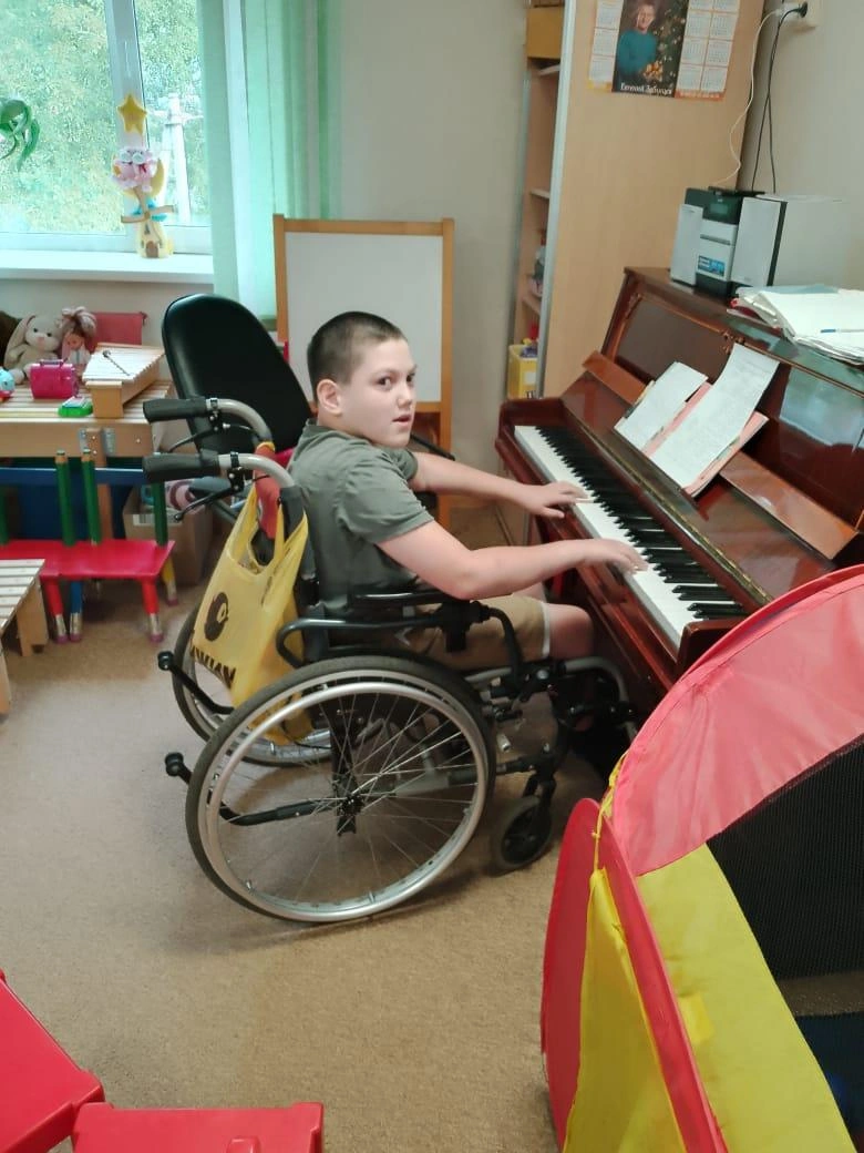 Занятия на фортепиано развивают моторику  | Источник: Олег Анарметов