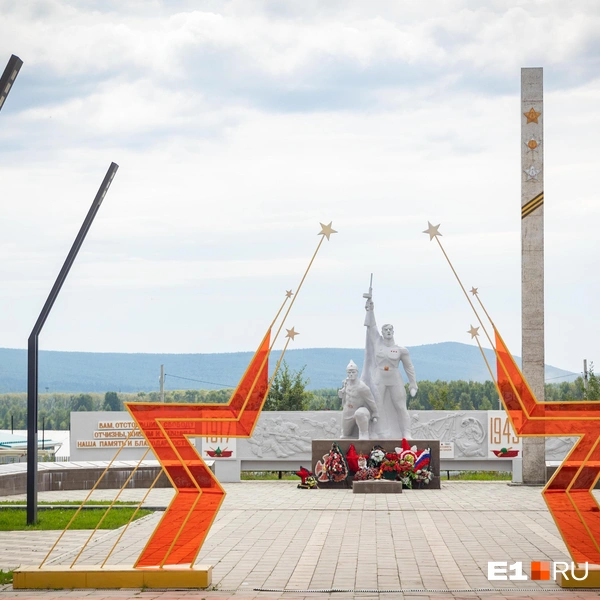 На набережной действительно красиво | Источник: Владислав Лоншаков / E1.RU