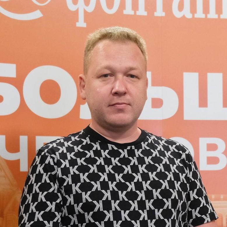 <p>Антон Ершов</p>