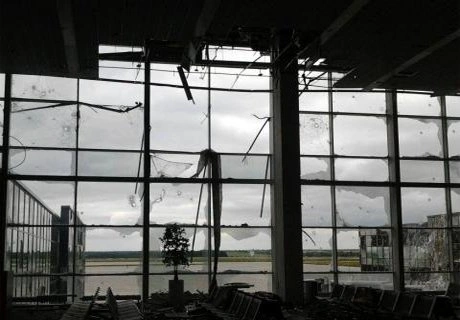 Ополченцы полностью освободили донецкий аэропорт | ya62.ru