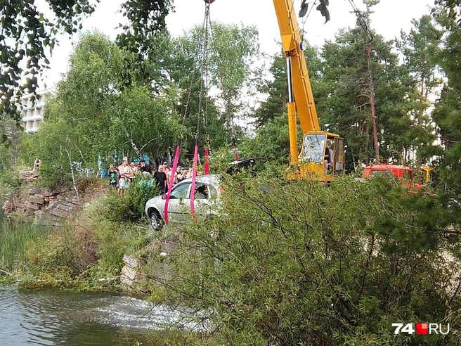 Воды при подъеме вылилось немало | Источник: читатель 74.RU