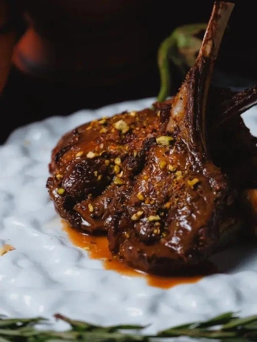 У ресторана «Каре» оценка 4.5 в 2ГИС на основе 1462 голосов гостей | Источник: 2ГИС