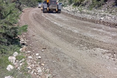 Дорогу к Карадахской теснине приводят в порядок