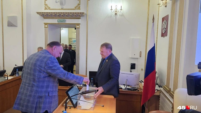 А голосовали уже в зале | Источник: Дарья Никитченко / 45.RU