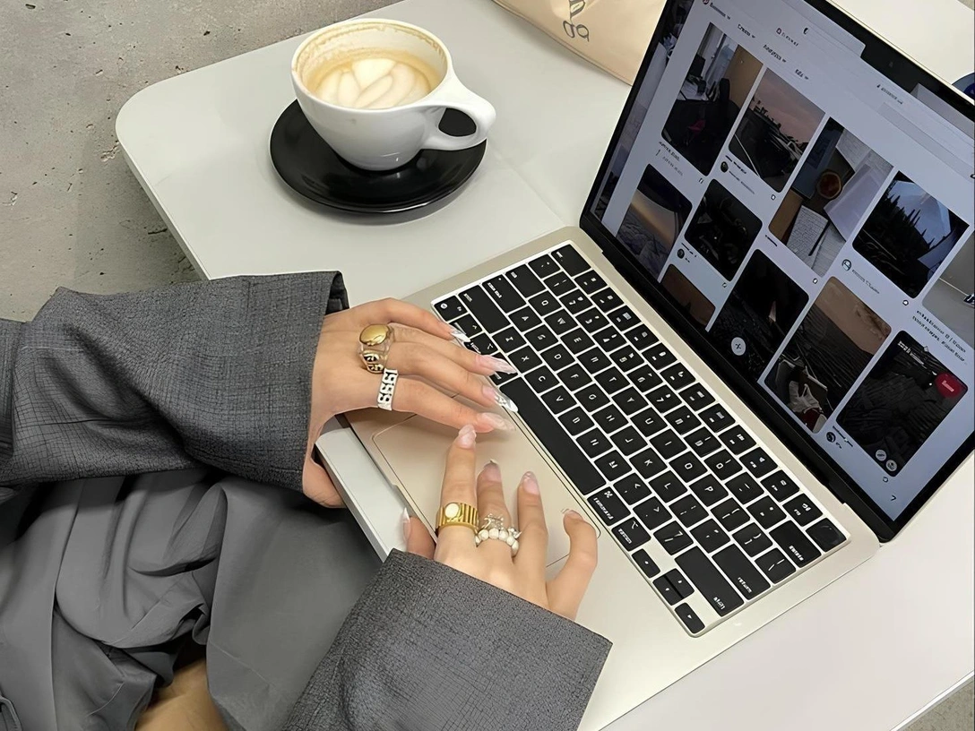 Где купить стильный чехол для ноутбука: варианты на любой вкус | marieclaire.ru