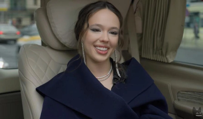 «Она глава района, и нужно идти к ней». Инстасамка рассказала, как обсуждала своё творчество с Мизулиной | Источник: Скриншот видео на YouTube-канале Ксении Собчак