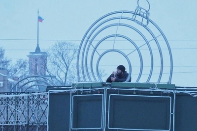 Finnish Anticyclone Brings Clear Skies to St. Petersburg