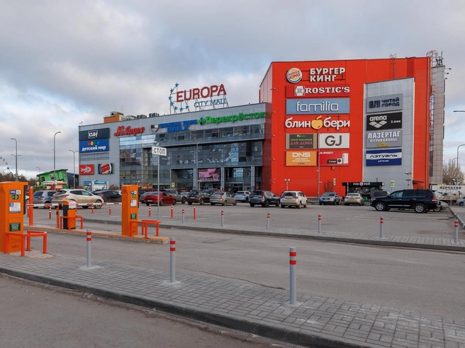 В этом здании Полина выполняла уборку | Источник: Алексей Волхонский / V1.RU