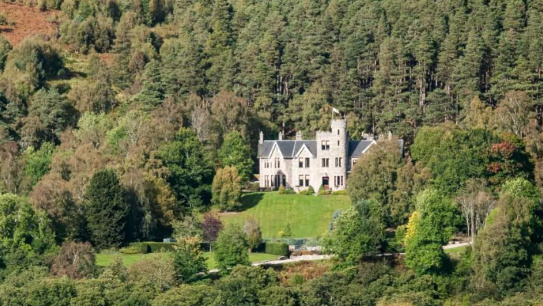 Самое дорогое поместье в Шотландии куплено миллиардером из России