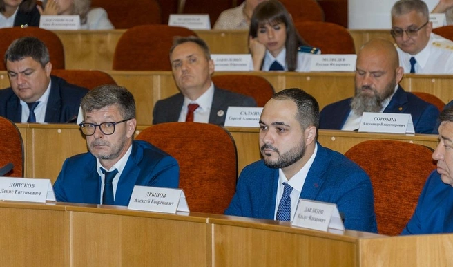 Источник: Законодательное Собрание Оренбургской области / Владимир Жидов