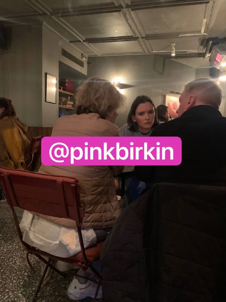 Паулину Андрееву застукали за ужином с Чубайсом и его женой в дорогом стамбульском ресторане – фото