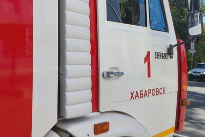 В Хабаровском крае спасли двоих из горящей квартиры