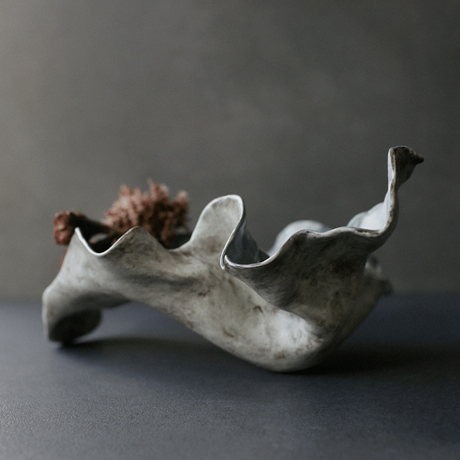 Новые имена: художник Анна Марк и студия керамики Haj.x.Gan | Источник: Соцсети студии Haj.x.Gan