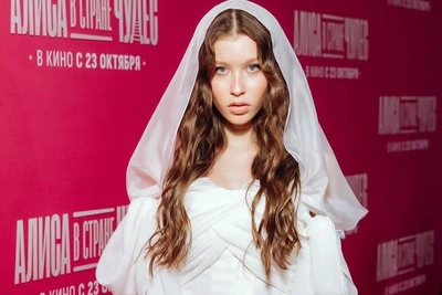 «Мне там не по себе»: Аня Пересильд бросает школу после 9 классов ради взрослой жизни