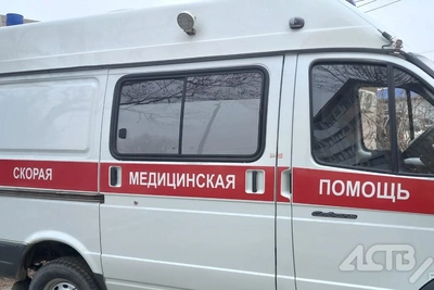 Рабочий упал с высоты пятиэтажного дома в Новотроицком
