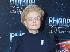 Елена Малышева стала бабушкой в четвертый раз