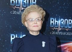 Елена Малышева стала бабушкой в четвертый раз