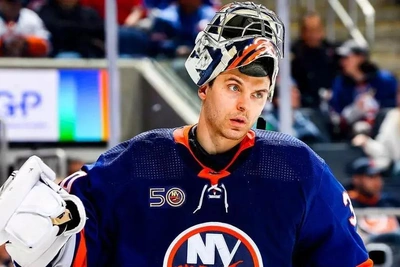 Илья Сорокин установил рекорд НХЛ по шатаутам