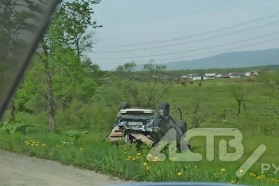 Автомобиль перевернулся в кювете у Березняков