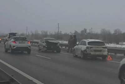 Icy roads cause over 130 crashes in Krasnodar overnight