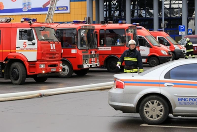Светильник вызвал пожар в стоматологической поликлинике