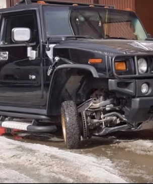 Русские умельцы поставили на Hummer диски от «Жигулей» и испытали его на наших дорогах (видео)