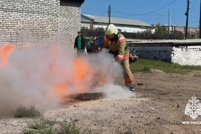 Добровольные пожарные У-УАЗ соревновались в Улан-Удэ