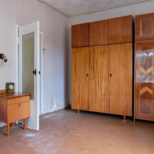 Время ностальгии: 20 уютных фото тех самых хрущевок из СССР, которые возвращают нас в детство | Источник: Shutterstock/Fotodom.ru