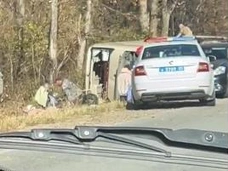 Автобус с российскими туристами, ехавшими из Китая, упал в кювет. Есть погибшие