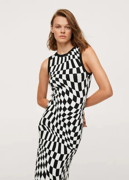 Платье MangoЦена: 4 999 руб.Где купить: mango.com