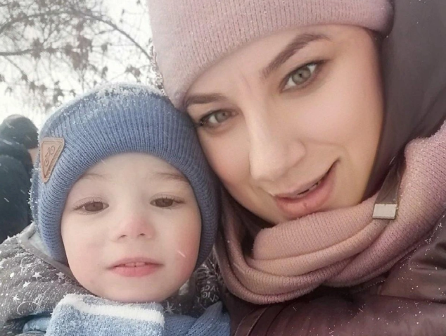 Мама маленького Далера была лишена родительских прав, его отец отбывал срок в тюрьме. Так в 2019 году малыш попал в семью Вероники