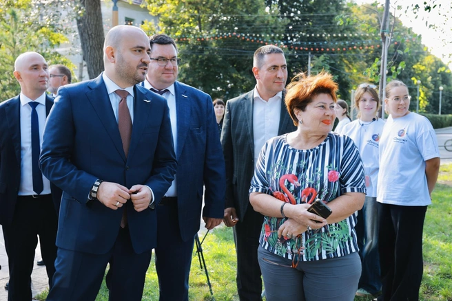 Глава региона проконтролировал работы по благоустройству города | Источник: Иван Макеев