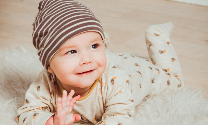 Что должен уметь ребенок в шесть месяцев