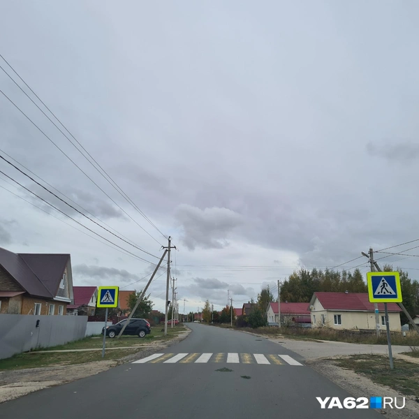 Дорога на всем протяжении села находится в отличном состоянии | Источник: Светлана Коновалова / YA62.RU