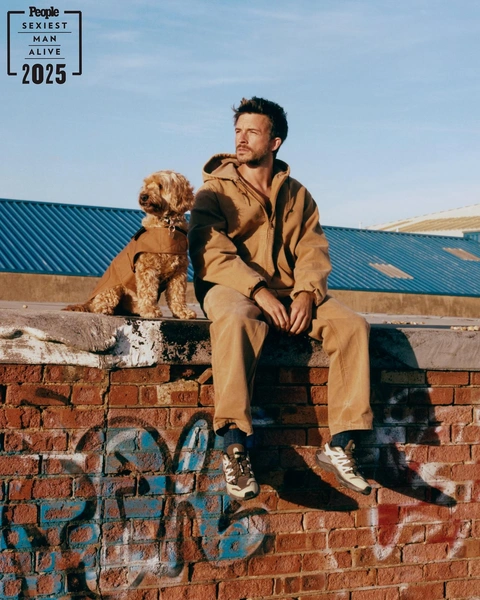 Джонатан Бейли