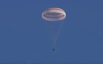На Землю с МКС вернулся корабль «Союз МС-25» с экипажем, установившим сразу 2 космических рекорда