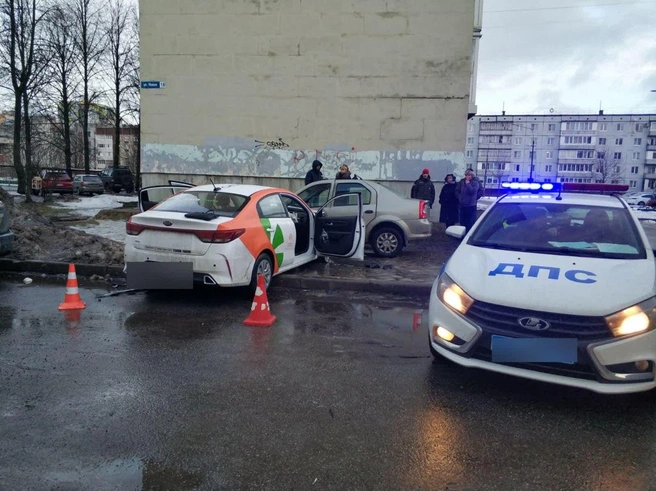 Пьяный петербуржец на каршеринге раскидал пешеходов в Кировске. Ребёнок погиб на месте | Источник: Прокуратура Ленинградской области
