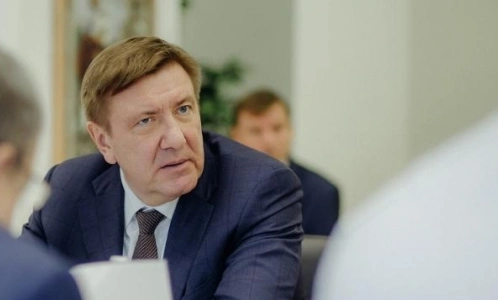 Петербургскому здравоохранению грозит московский менеджмент