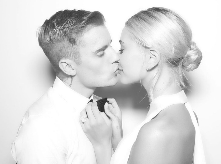 Джастин и Хейли Бибер сыграли свадьбу: первые официальные фото