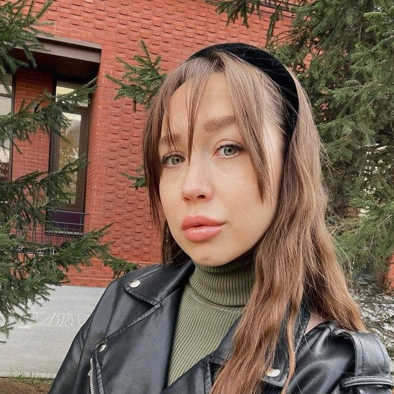 Алёна Золотухина