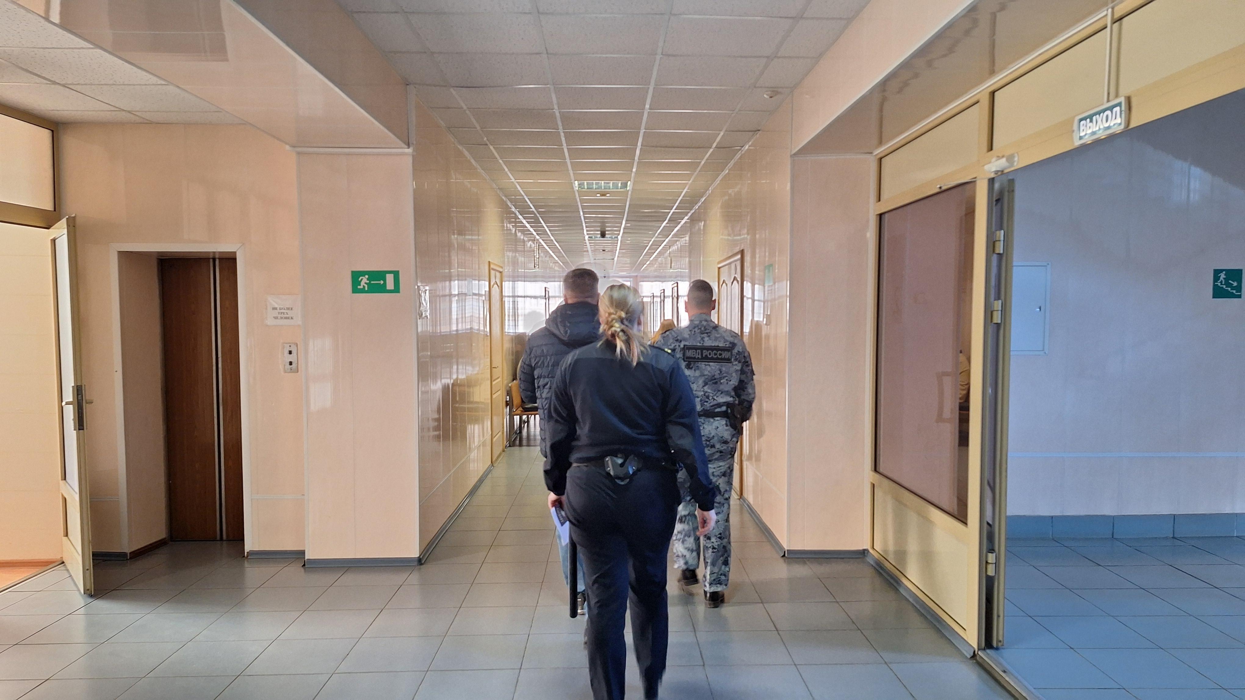 Взял сумку с вещами: экс-главу «Курганавтодора» отправили в СИЗО прямо из зала суда