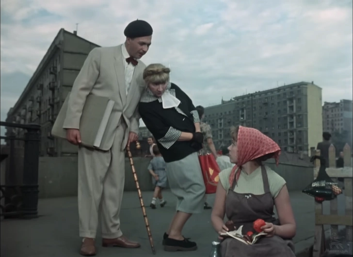 Кадр из фильма. Большой Краснохолмский мост | Источник: Киноконцерн «Мосфильм» / YouTube