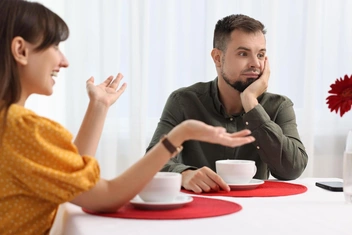 5 ситуаций, которые отпугивают мужчин и женщин на первом свидании