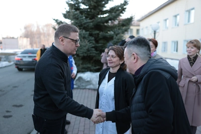 Алексей Текслер проверил работу больницы в Кунашаке