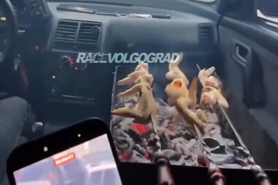 По Волгограду ехала машина с мангалом и шашлыком в салоне