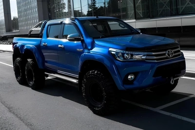 Toyota Hilux 2023 года продают в Барнауле за 15 млн рублей