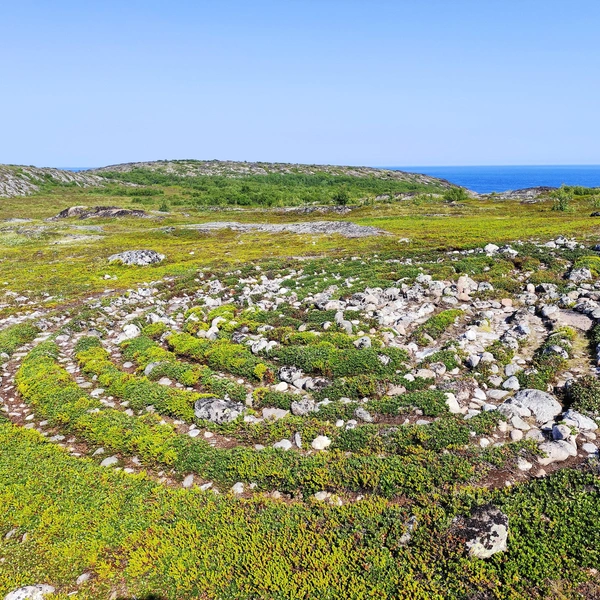 Лабиринт на острове Олёшин | Источник: Евгений Марсаков