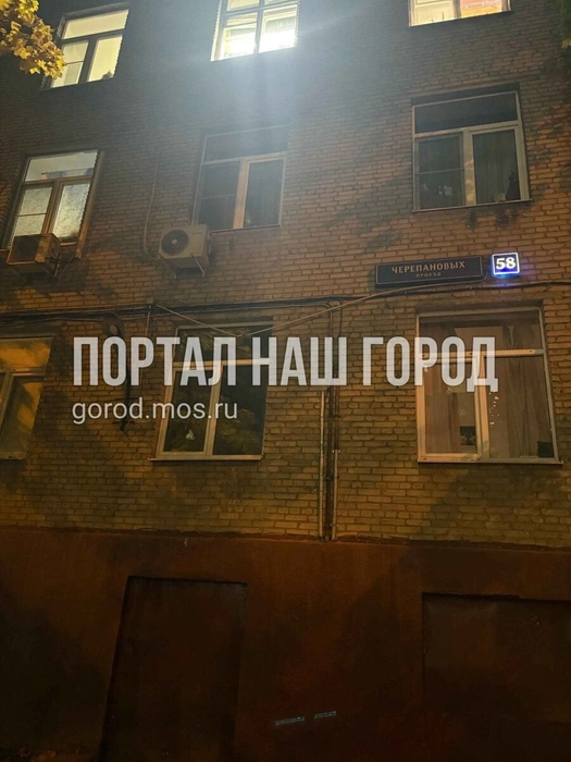 Указатель не горит ночью | Источник: gorod.mos.ru