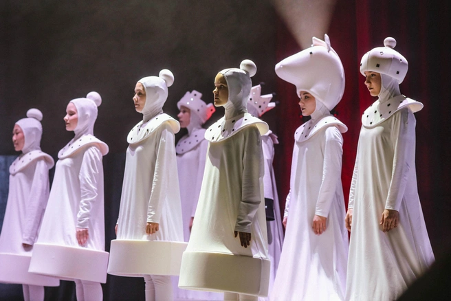 На сцене разворачивалось волшебное действие  | Источник: Ольга Миллер